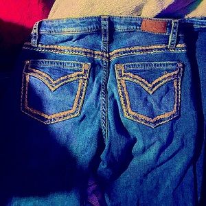 Only worn twice shyanne jeans absolutely nothing wrong with them. Size 31x34